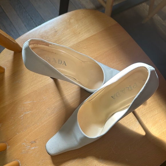 VINTAGE Prada Gray Stiletto Curved Heels with Pointed Scooped Toe